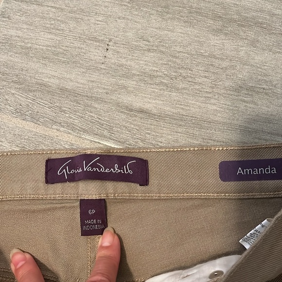 NWT GLORIA VANDERBILT AMANDA JEANS - Picture 3 of 6